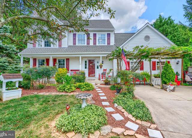 Property at 697 Garden Ct, Westminster, MD 21157, 5 beds, 3.5 baths