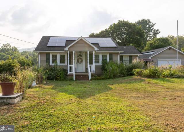 Property at 12216 Auburn Rd, Thurmont, MD 21788, 4 beds, 1 bath