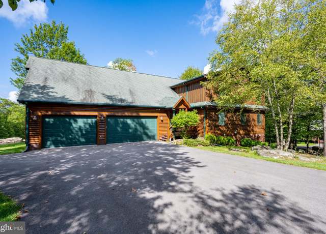 Property at 102 Mountainview Ct, Oakland, MD 21550, 7 beds, 4.5 baths