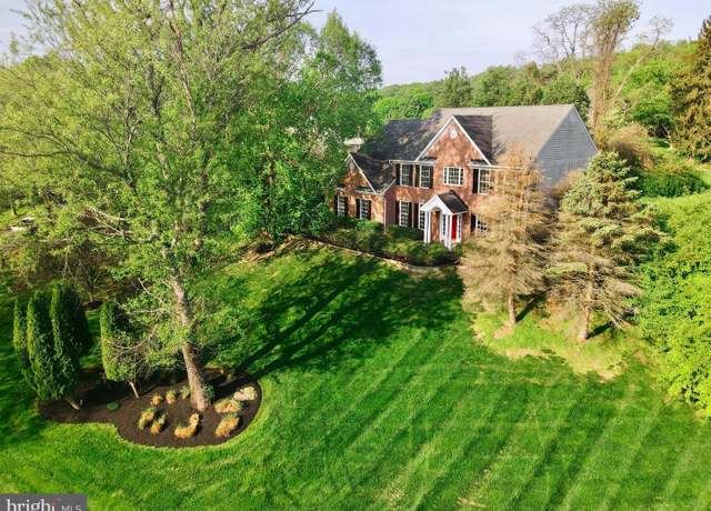 Property at 14100 Twisting Ln, Dayton, MD 21036, 5 beds, 4.5 baths