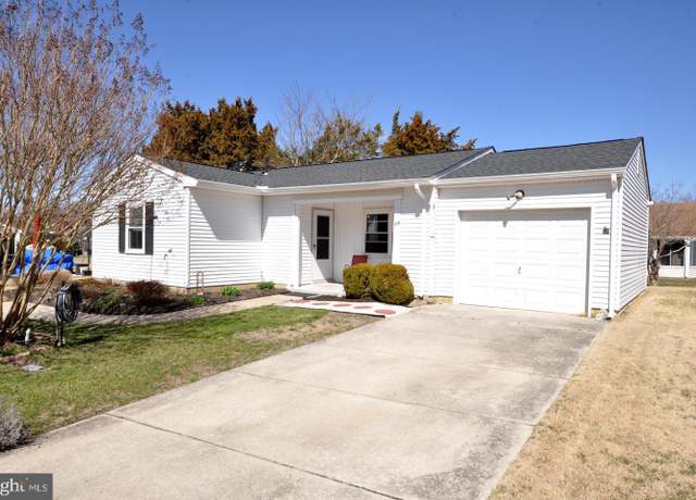 Property at 21 Cheshire Ct, Southampton, NJ 08088, 2 beds, 1 bath