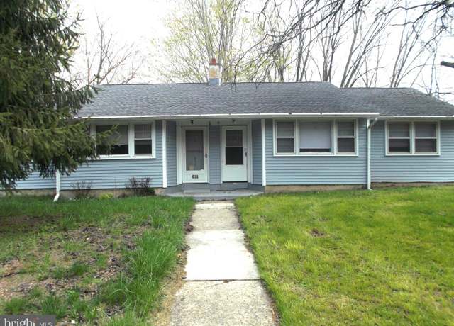 Property at 828 Pemberton Browns Mill Rd, Pemberton, NJ 08068, 2 beds, 1 bath