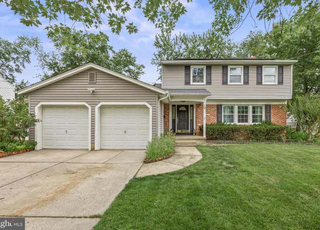 Property at 10 Old Colony Ln, Marlton, NJ 08053, 4 beds, 2.5 baths