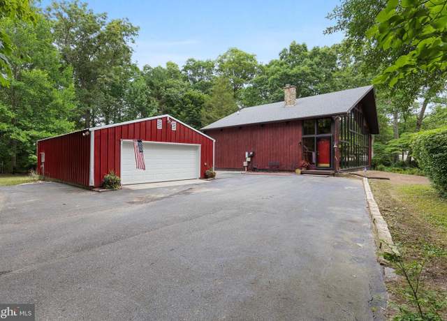 Property at 526 Harmersville Pecks Corner Rd, Salem, NJ 08079, 4 beds, 2 baths