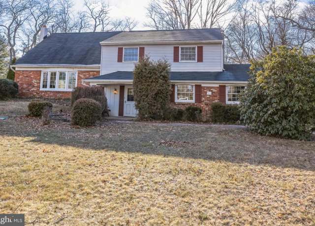 Property at 1633 S Crescent Blvd, Yardley, PA 19067, 4 beds, 2.5 baths