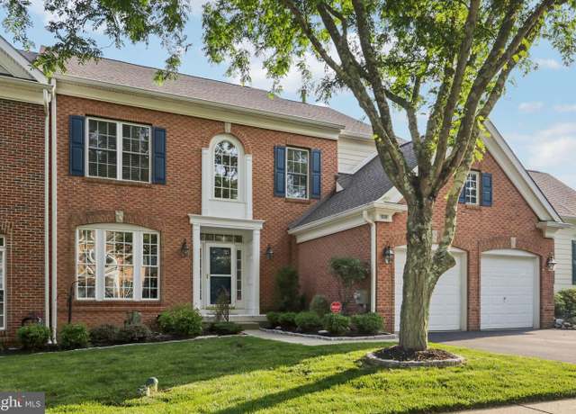 Property at 509 Guinevere Dr, Newtown Square, PA 19073, 4 beds, 3 baths
