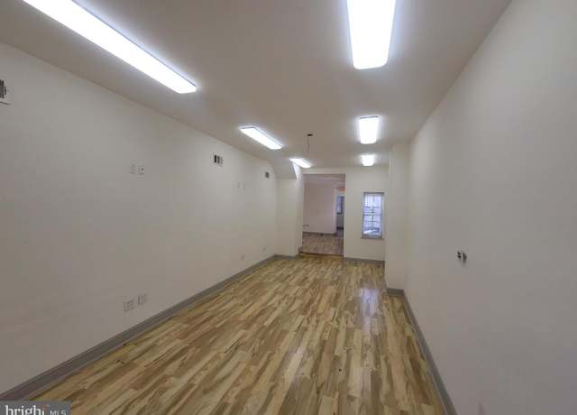 Property at 324 Cherry St, Norristown, PA 19401, 3 beds
