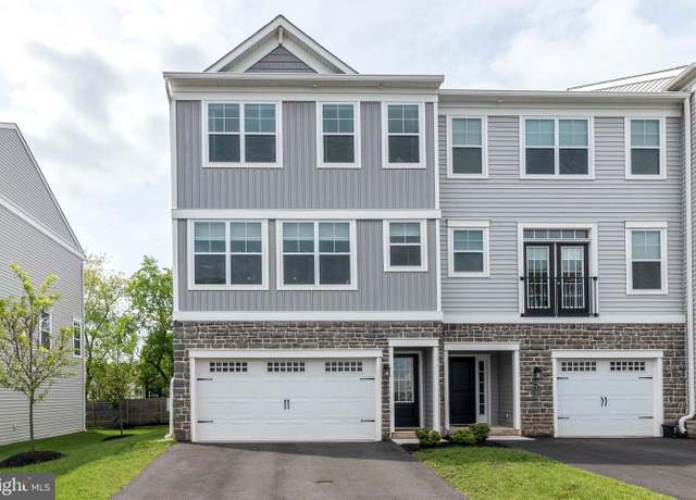 Property at 158 Everleigh Dr, Royersford, PA 19468, 3 beds, 3.5 baths