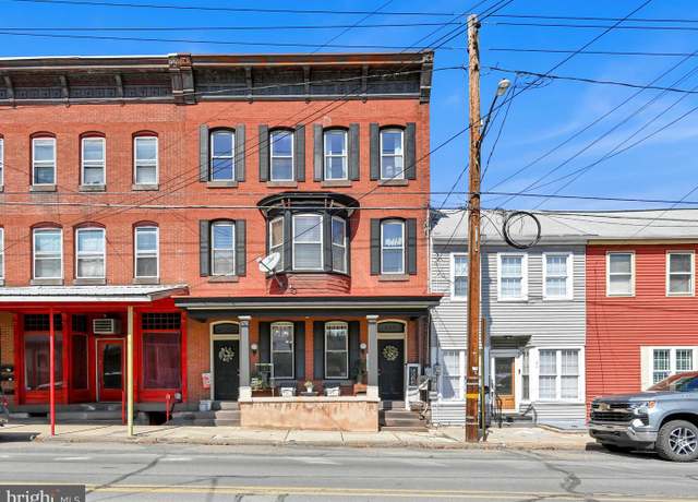 Property at 26 W Main St, Tremont, PA 17981, 6 beds, 2.5 baths