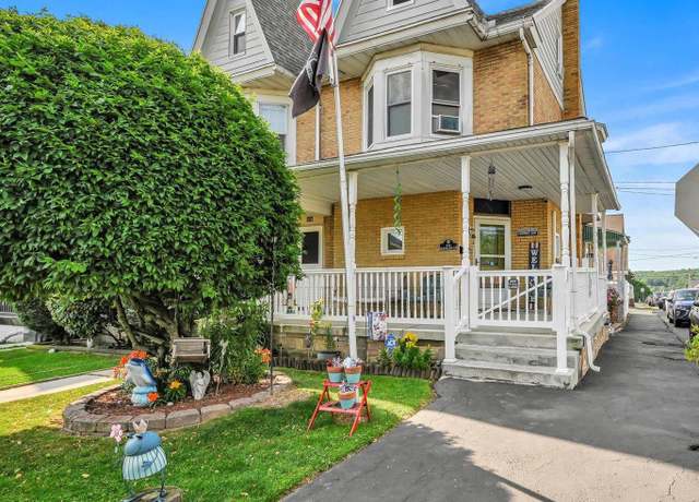 Property at 336 W Spring St, Frackville, PA 17931, 4 beds, 2 baths