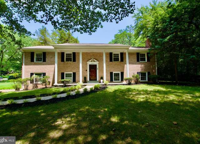 Property at 7409 Range Rd, Alexandria, VA 22306, 4 beds, 3 baths