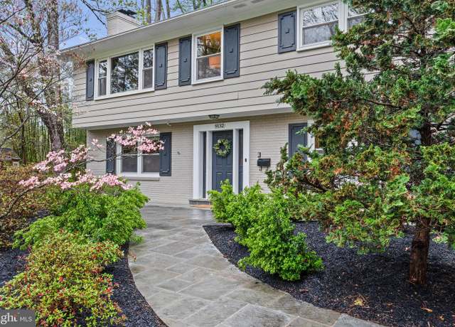 Property at 9132 Santayana Dr, Fairfax, VA 22031, 4 beds, 3 baths