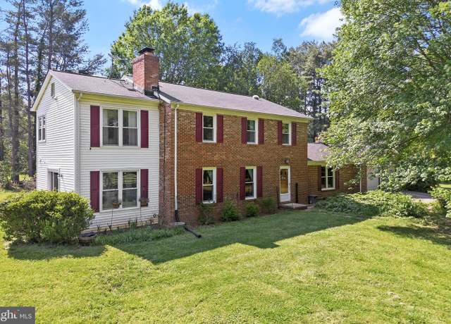 Property at 39350 Rickard Rd, Lovettsville, VA 20180, 4 beds, 3.5 baths