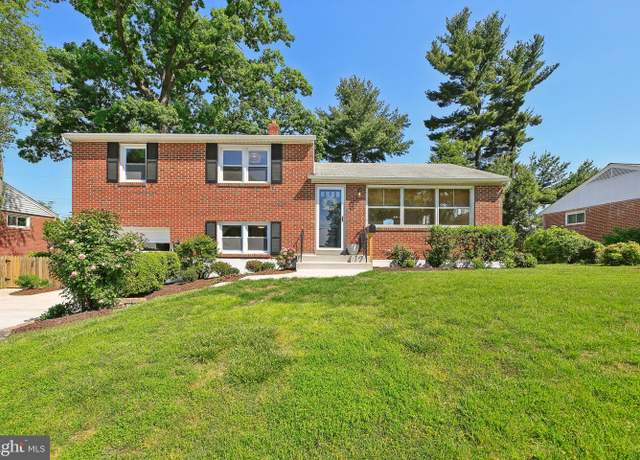 Property at 614 Southmont Rd, Catonsville, MD 21228, 3 beds, 2 baths