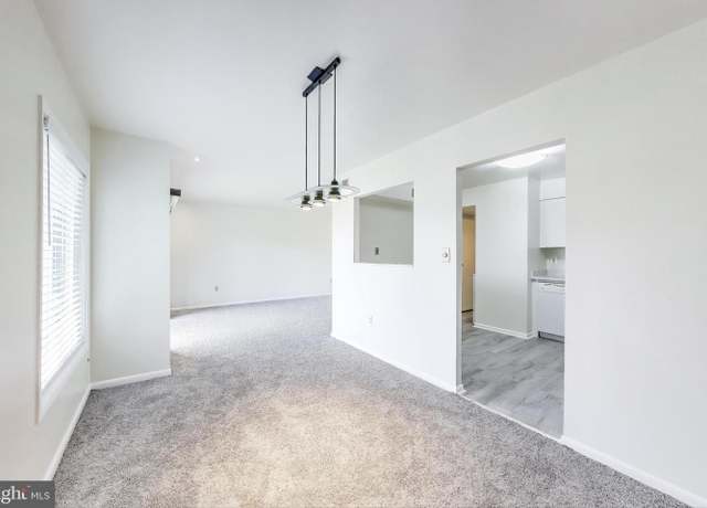 Property at 6952 Hanover Pkwy #300, Greenbelt, MD 20770, 2 beds, 2 baths