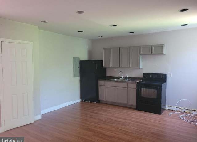 Property at 2243 N 8th St, Philadelphia, PA 19133, 4 beds, 1 bath