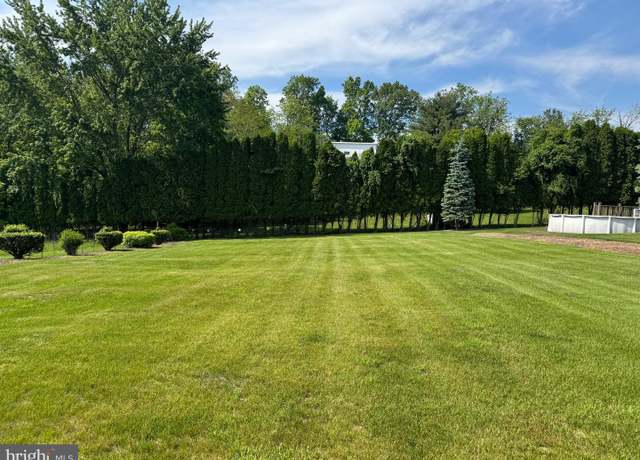 Property at 1474 Bearcat Cv, Auburn, PA 17922
