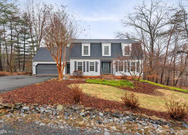 Property at 18379 Sydnor Hill Ct, Leesburg, VA 20175, 5 beds, 3.5 baths