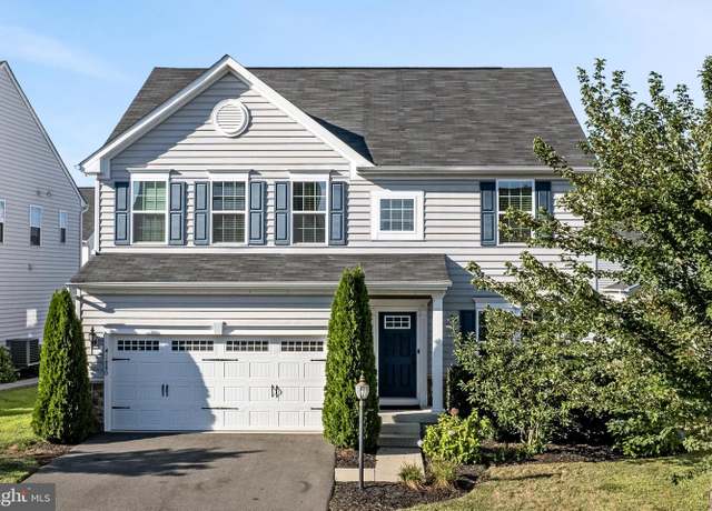 Property at 41880 Hayfield Orchard Way, Aldie, VA 20105, 4 beds, 3.5 baths