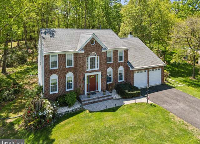 Property at 6089 Thrave Ln, Manassas, VA 20112, 4 beds, 3.5 baths