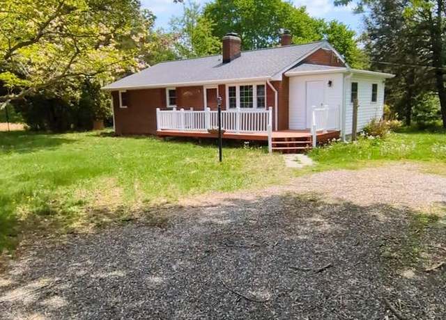 Property at 6461 Brokenburg Rd, Spotsylvania, VA 22551, 3 beds, 2 baths