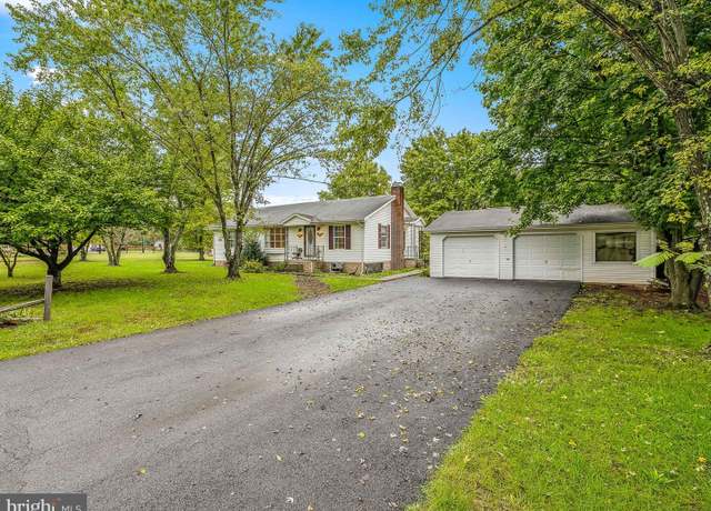 Property at 295 Rustic Tavern Rd, Hedgesville, WV 25427, 2 beds, 1 bath