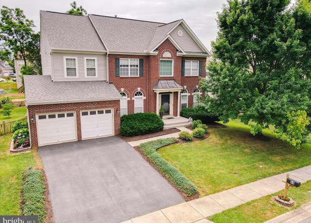 Property at 64 Revere Dr, Charles Town, WV 25414, 4 beds, 4.5 baths