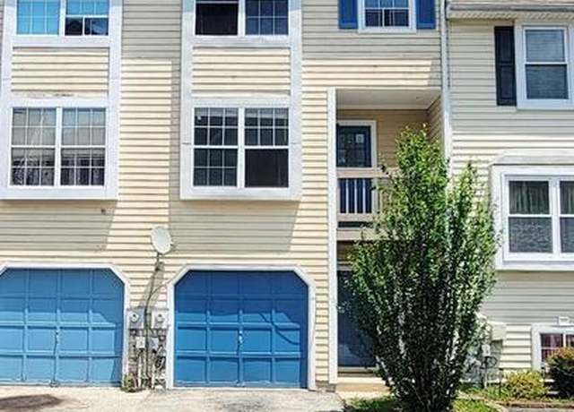 Property at 897 Sabina Cir, Bear, DE 19701, 2 beds, 2.5 baths