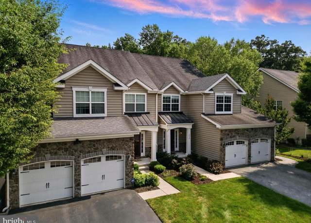 Property at 1078 La Grange Pkwy, Newark, DE 19702, 4 beds, 2.5 baths
