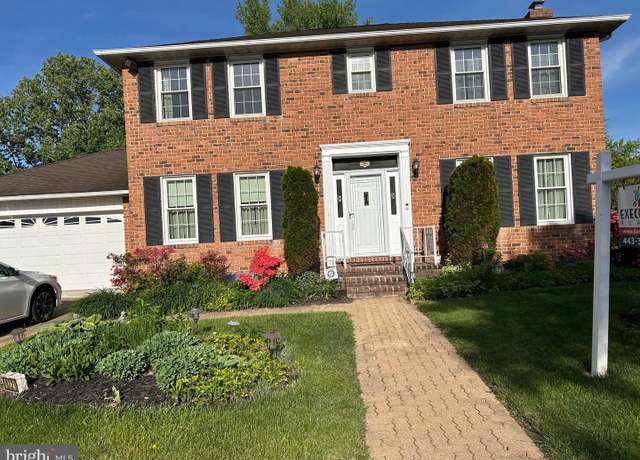 Property at 9221 Greenhouse Cir, Nottingham, MD 21236, 3 beds, 3.5 baths