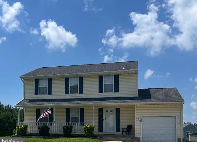 Property at 702 Cedar Crest Ct, Edgewood, MD 21040, 4 beds, 2.5 baths