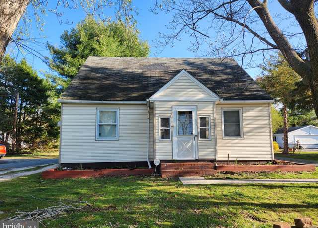Property at 505 E College Ave, Salisbury, MD 21804, 4 beds, 2 baths