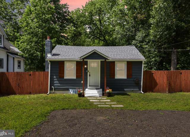 Property at 16 Rancocas Ln, Browns Mills, NJ 08015, 2 beds, 1.5 baths