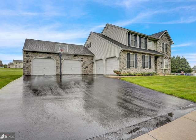 Property at 101 Primrose Ln, South Heidelberg Twp, PA 19608, 4 beds, 2.5 baths