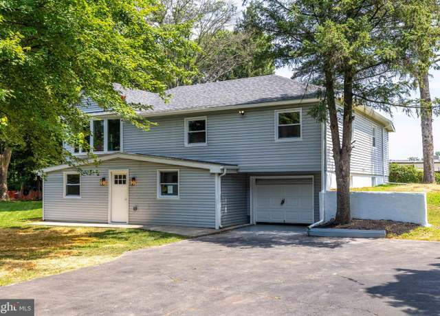 Property at 1610 Lakeland Ave, Bristol, PA 19007, 3 beds, 2.5 baths