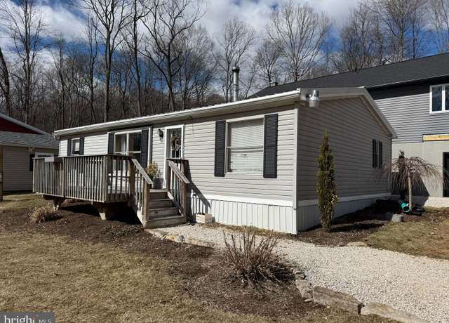 Property at 140 Quarry Rd, Honey Brook, PA 19344, 3 beds, 2 baths
