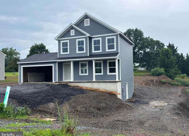 Property at 3746 Percy Ave, Chambersburg, PA 17202, 3 beds, 2 baths