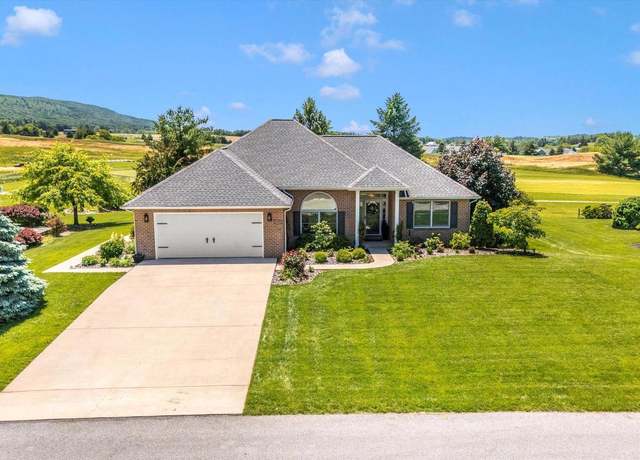 Property at 6796 St Annes Dr, Fayetteville, PA 17222, 3 beds, 3 baths