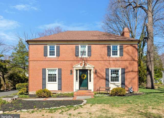 Property at 636 Willow Grove Ave, Glenside, PA 19038, 4 beds, 2 baths