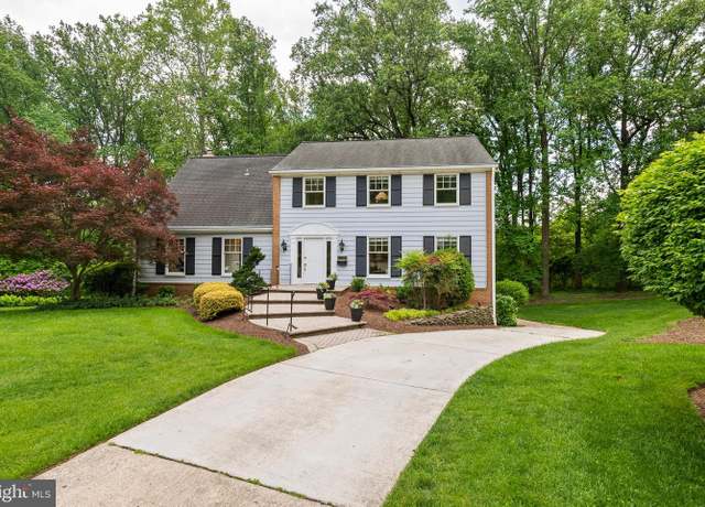 Property at 11201 Farmland Dr, Rockville, MD 20852, 4 beds, 2.5 baths
