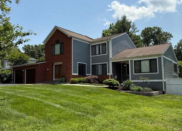 Property at 9524 Woodington Dr, Potomac, MD 20854, 4 beds, 3.5 baths