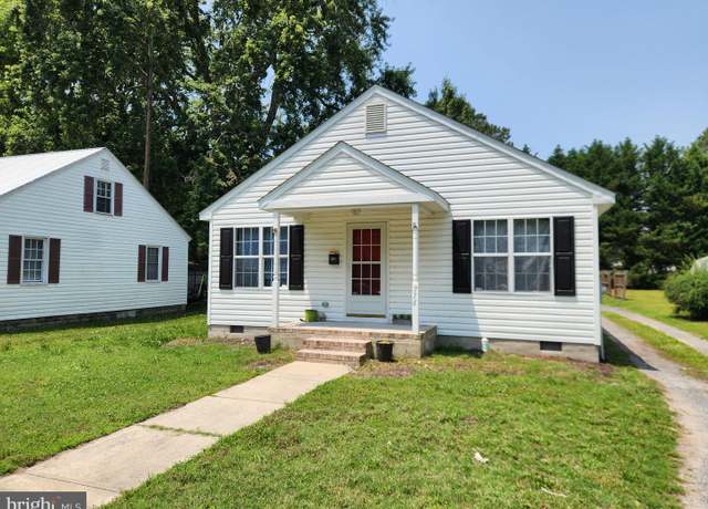 Property at 716 Jackson St, Salisbury, MD 21804, 3 beds, 2 baths