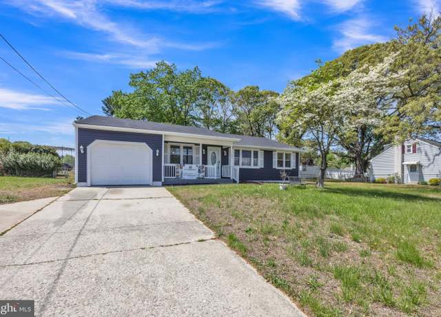 Property at 1720 Chews Land Clem Rd, Blackwood, NJ 08012, 5 beds, 2.5 baths