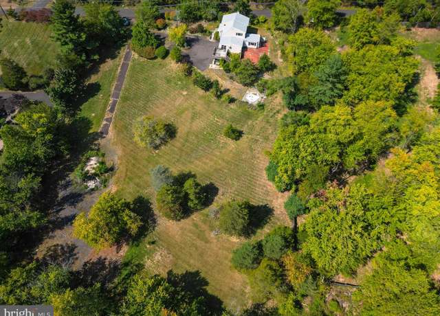 Property at 1805 Old York Rd, Warminster, PA 18974, 3 beds, 2 baths