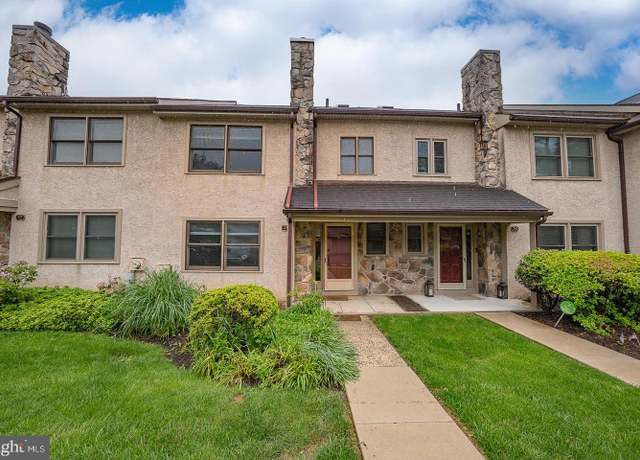 Property at 28 Woodstream Dr, Chesterbrook, PA 19087, 3 beds, 2.5 baths