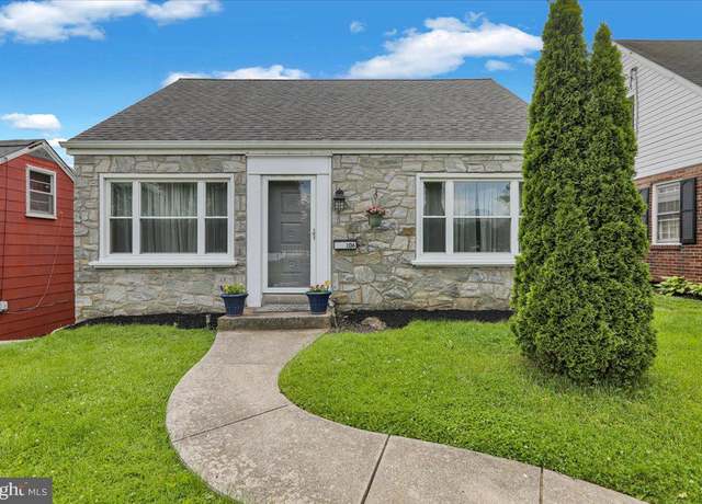 Property at 206 Hershey Ave, Lancaster, PA 17603, 2 beds, 1.5 baths