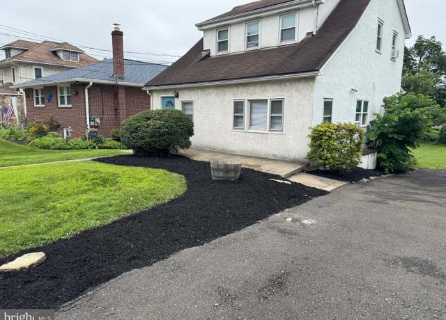 Property at 14 Franklin Ave, Flourtown, PA 19031, 2 beds
