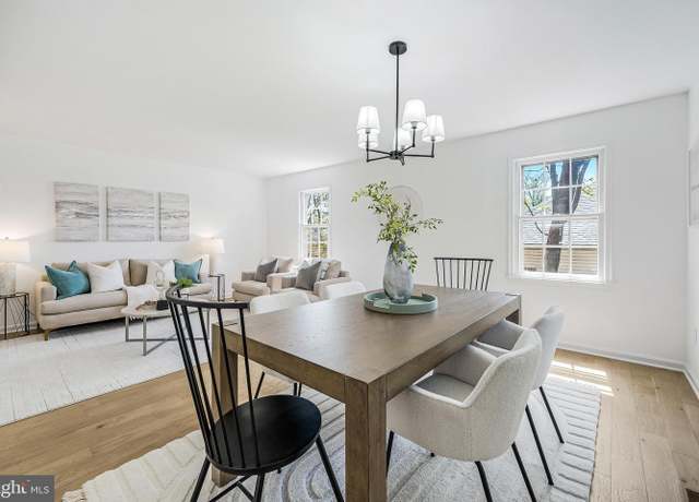 Property at 2111 N Lincoln St, Arlington, VA 22207, 3 beds, 3.5 baths