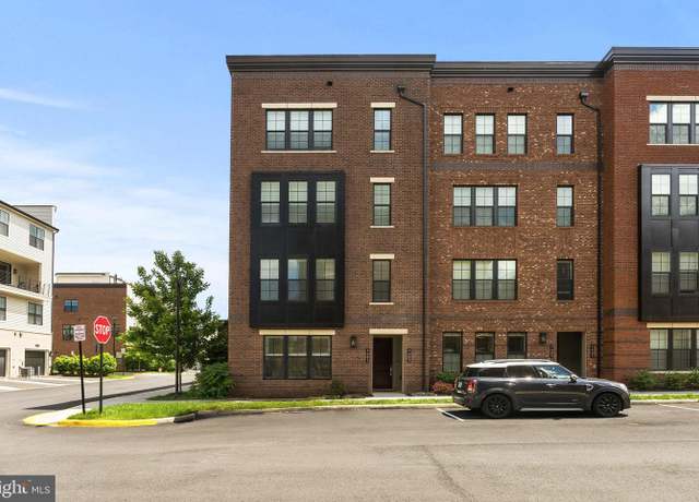 Property at 7401 Backett Wood Ter #1301, Mclean, VA 22102, 3 beds, 2.5 baths