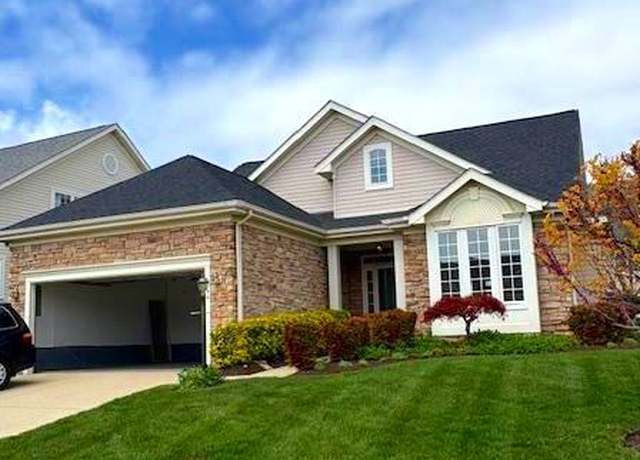 Property at 6046 Gallant Fox Ct, Gainesville, VA 20155, 4 beds, 3 baths